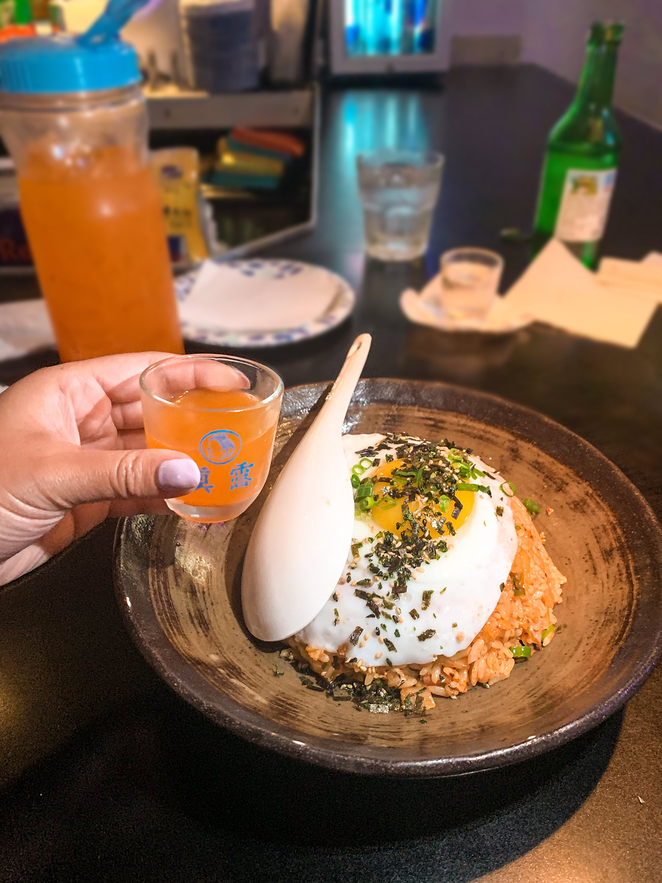 popular place to eat in honolulu - Cafe Duck Butt